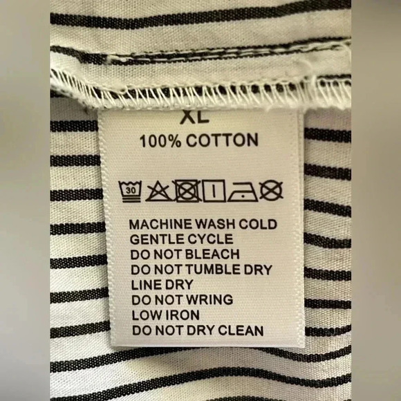 Mod Boutique Cap Sleeve Top. Size: XL - Picture 6 of 10